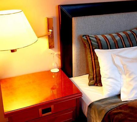 Le Curling B Hotel Val Claret Екстериор снимка